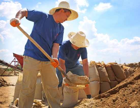 1532588150630931.png 抗日-2.png